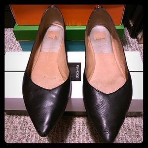 Dolce Vita Pavari Flats